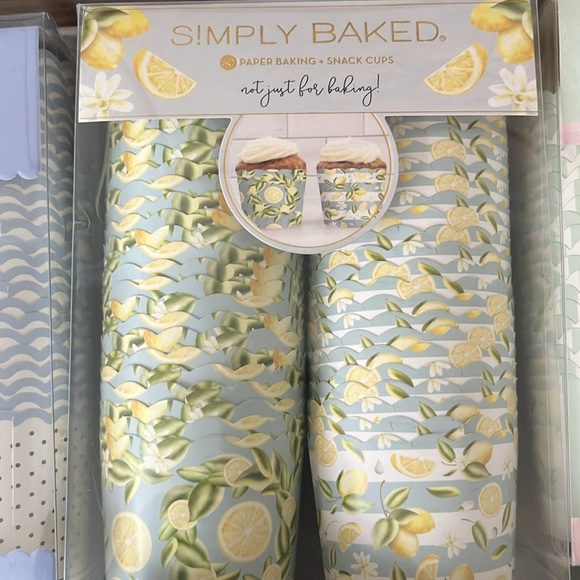 New, Baking Cups, 3 packs of 50 - Picture 4 of 5